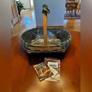 Longaberger 1998 Traditions Hospitality Basket W Liner, 2 Protectors, Handle Tie